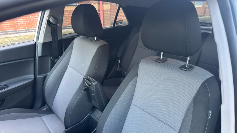 Hyundai i20 1.2 MPi Premium Nav 5dr Petrol Hatchback